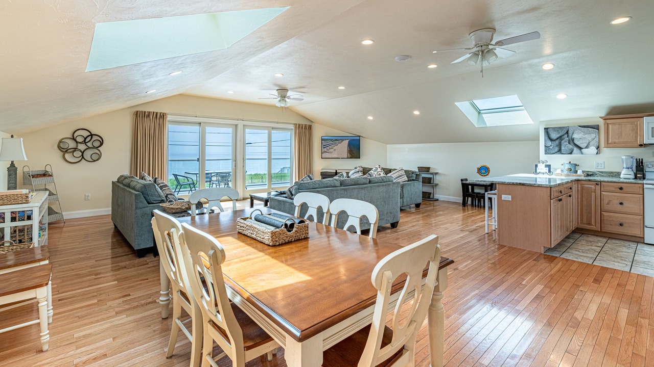 Photo of Livingroom in North Truro