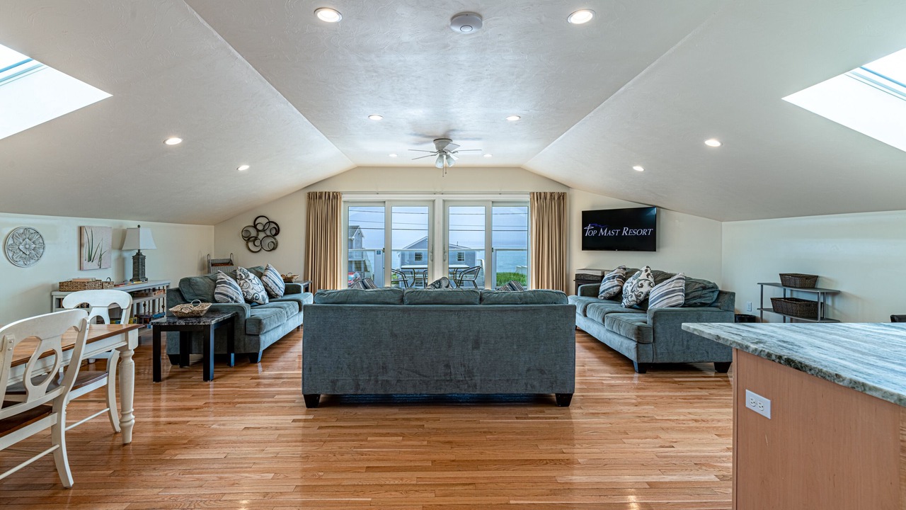 Photo of Livingroom in North Truro
