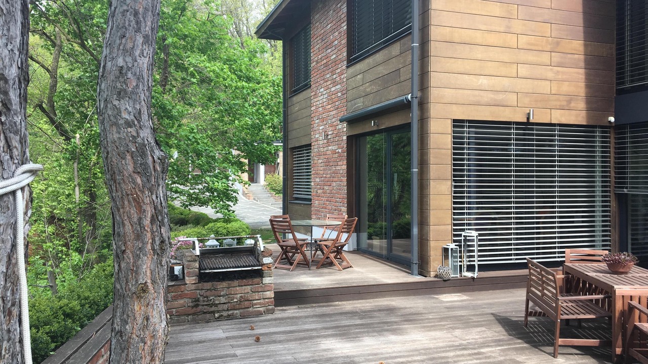 Photo of Outdoor in Nyek