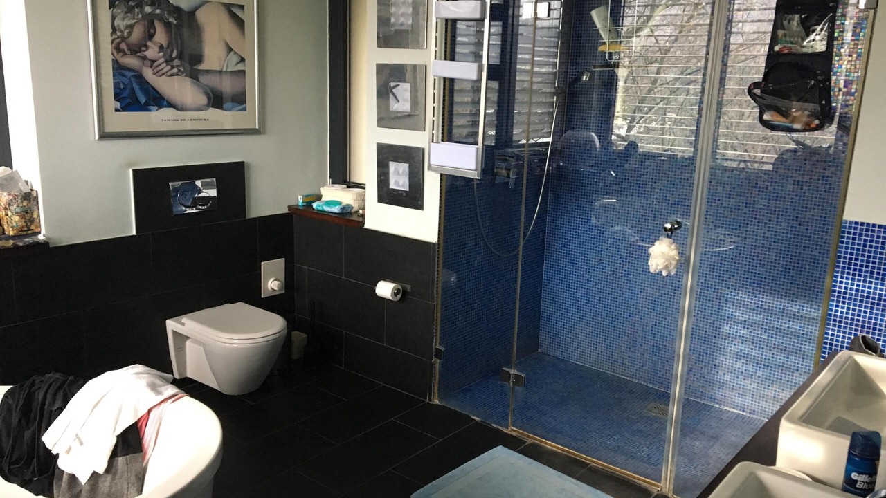 Photo of Bathroom in Nyek