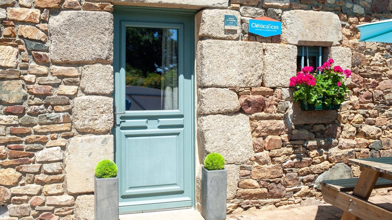 Photo of Outdoor in Plelo