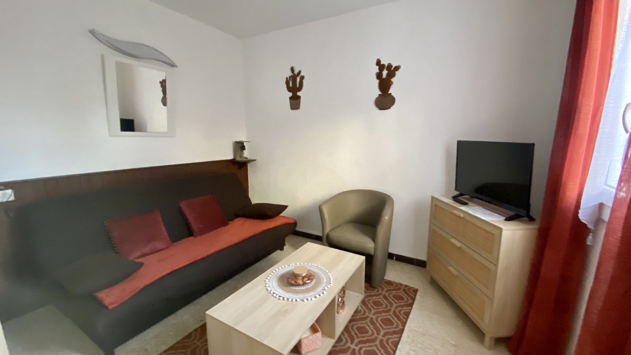 Photo of Livingroom in Salavas