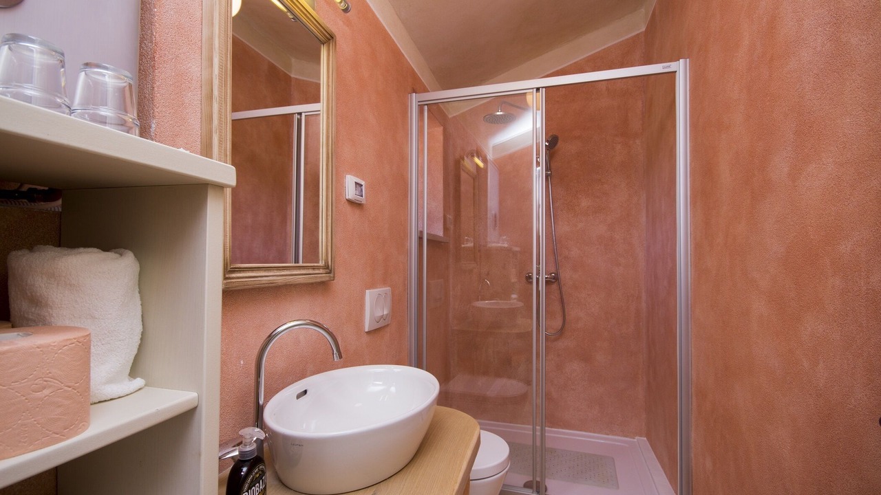 Photo of Bathroom in Orbanici