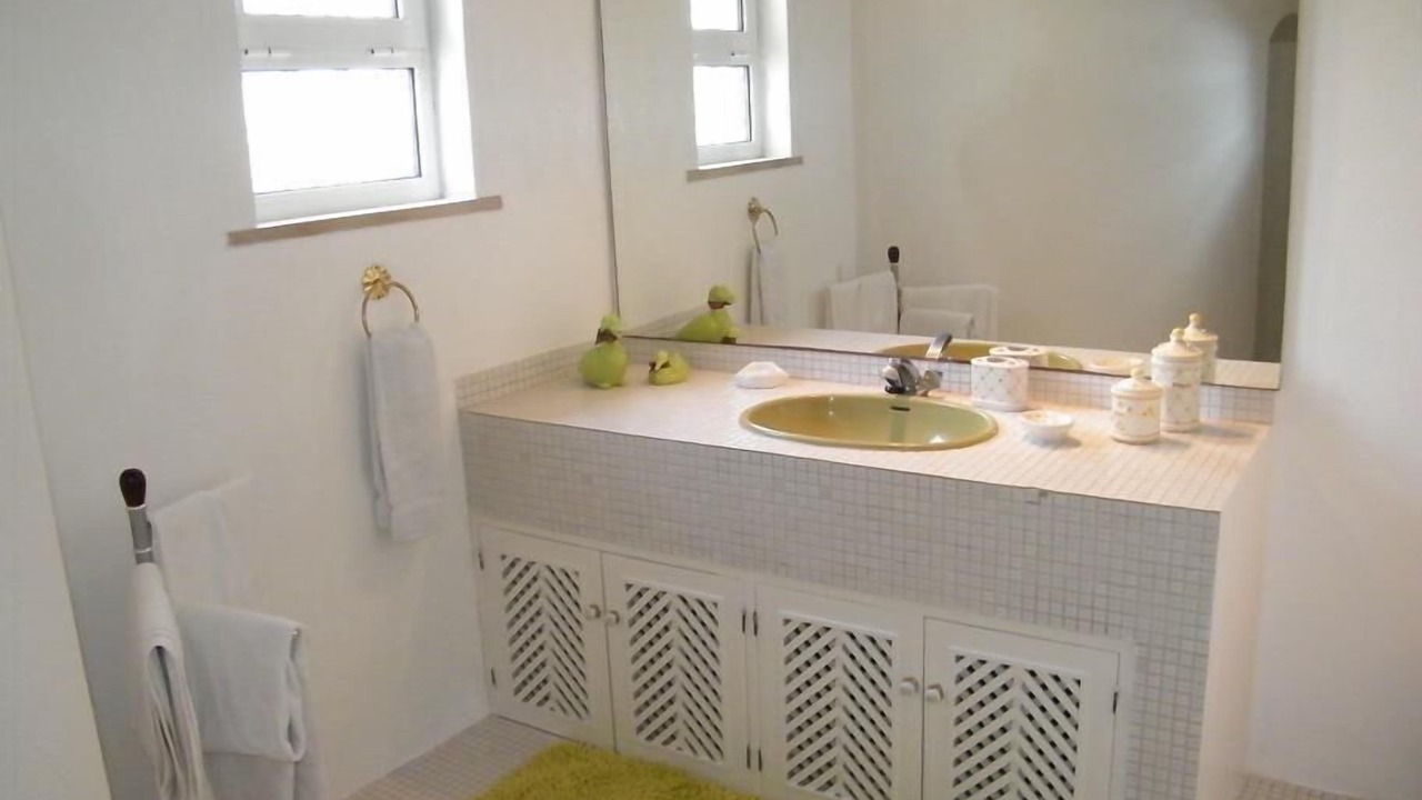 Photo of Bathroom in Monte Raposo
