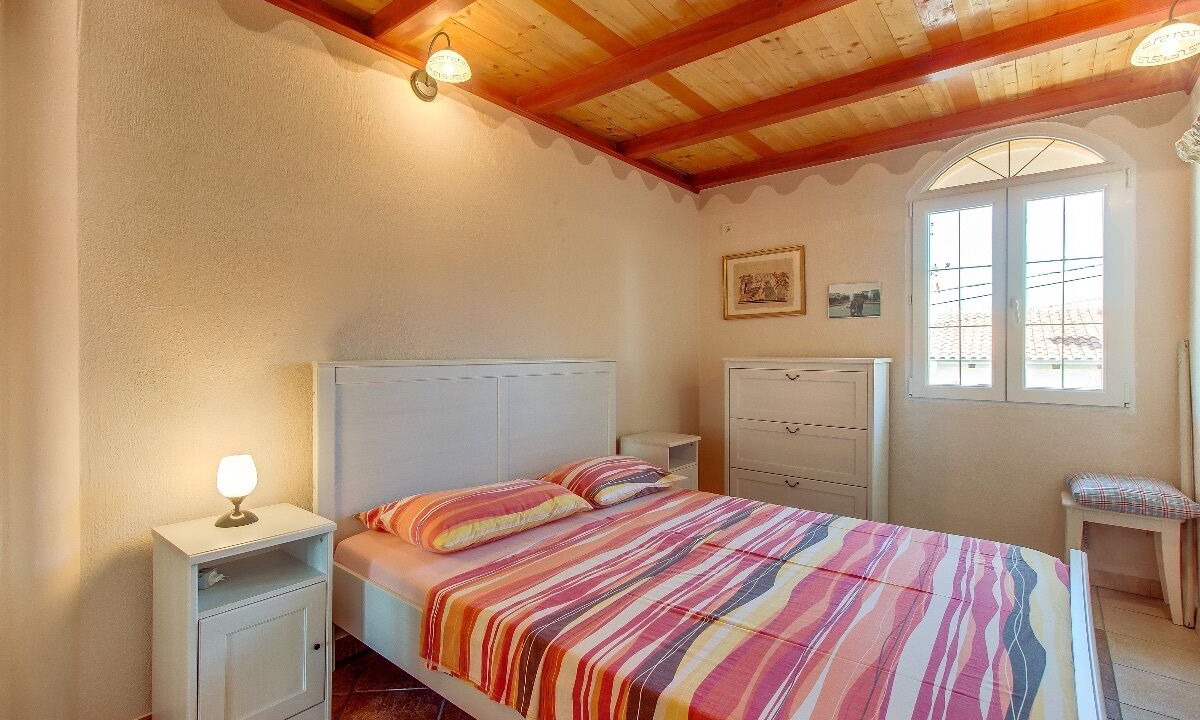 Photo of Bedroom in Cove Murtar