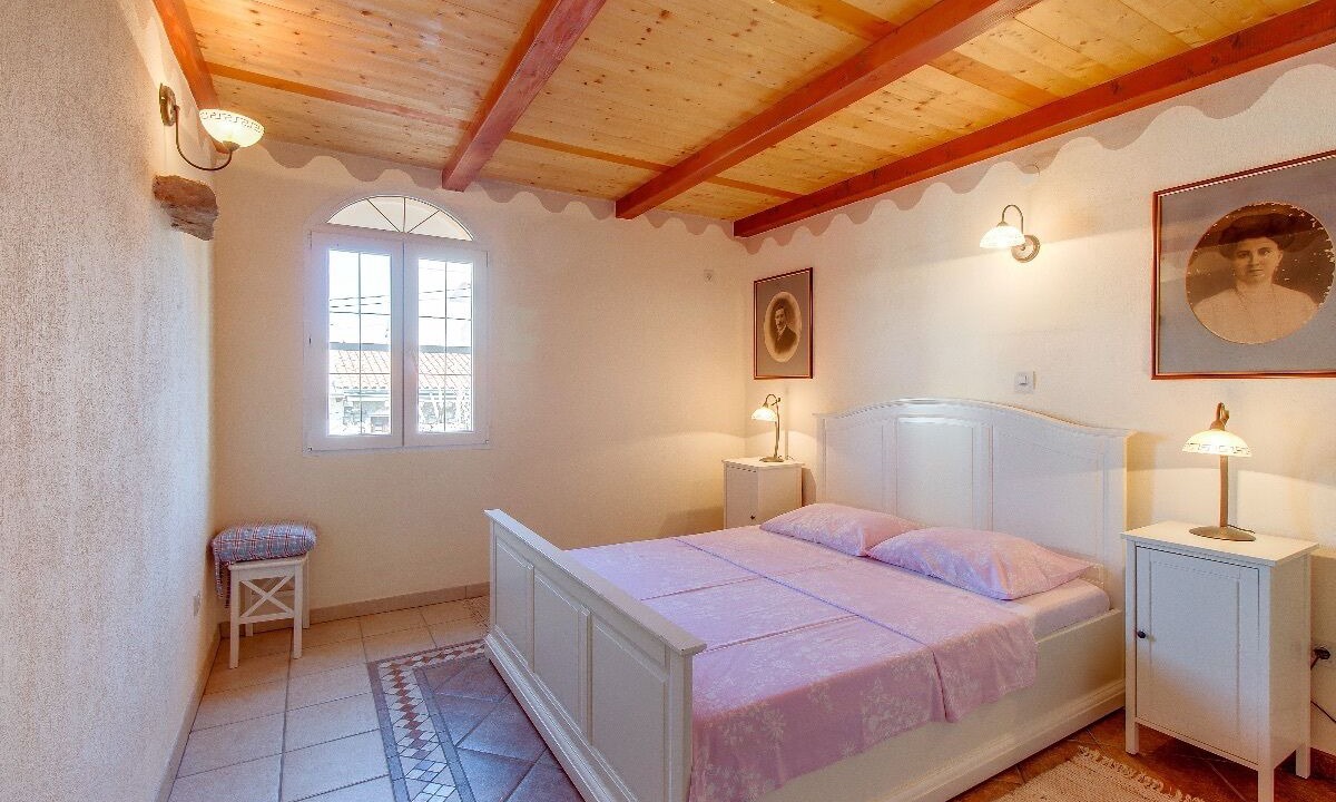 Photo of Bedroom in Cove Murtar
