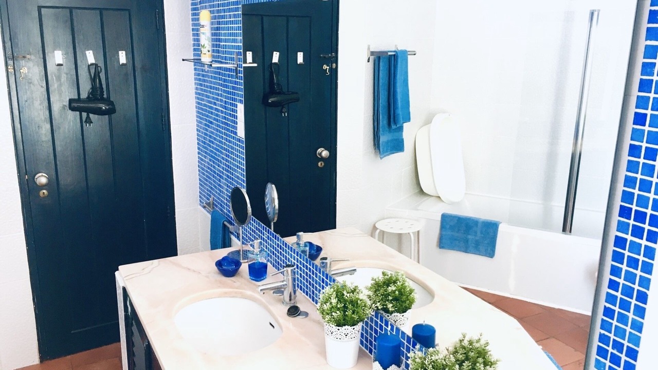 Photo of Bathroom in Sao Martinho do Porto
