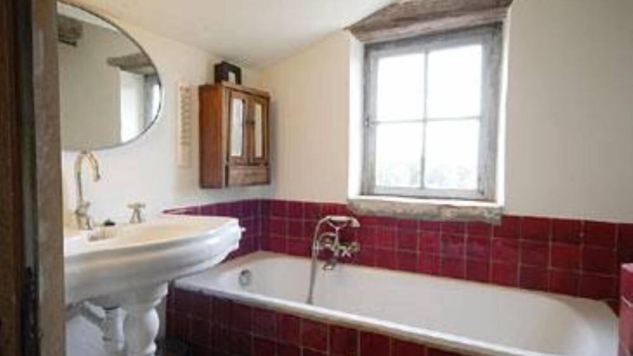 Photo of Bathroom in Goult