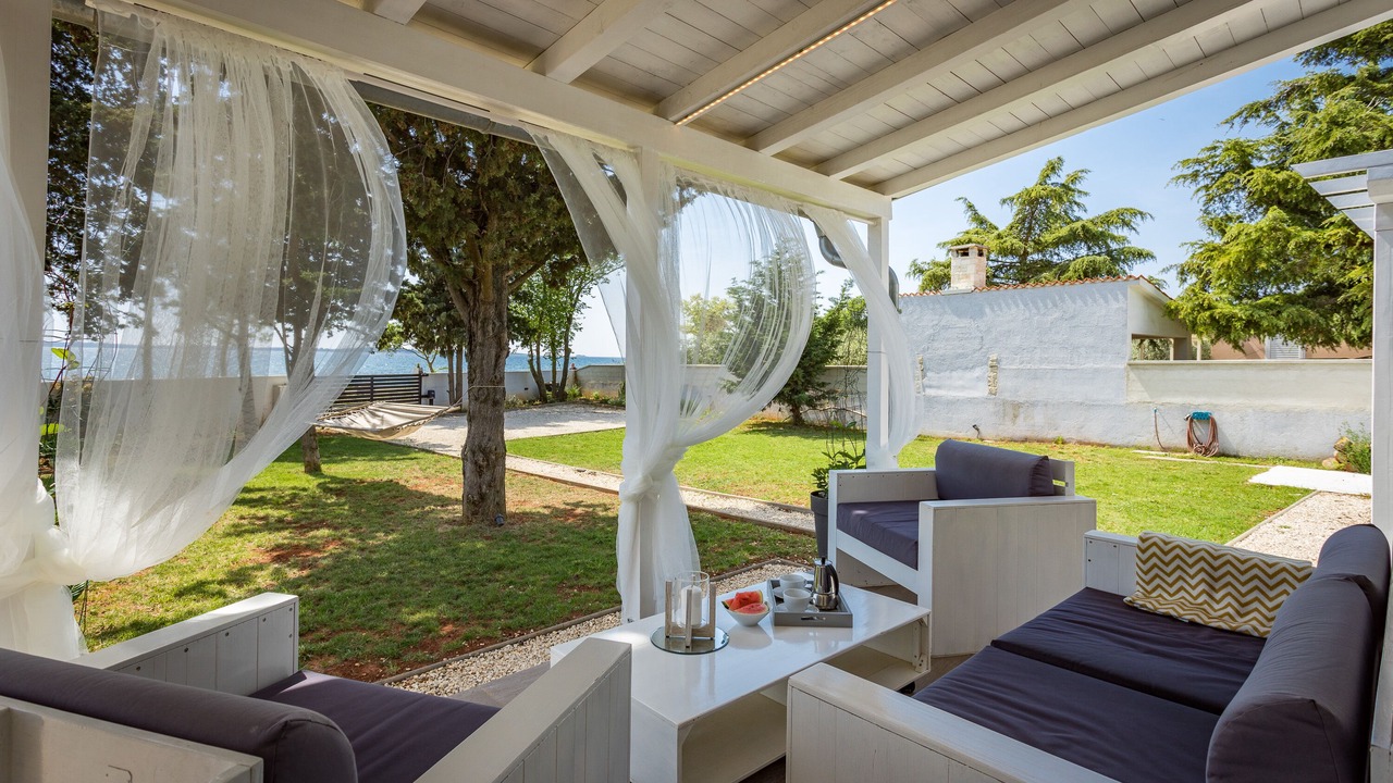 Photo of Patio Balcony in Peroj