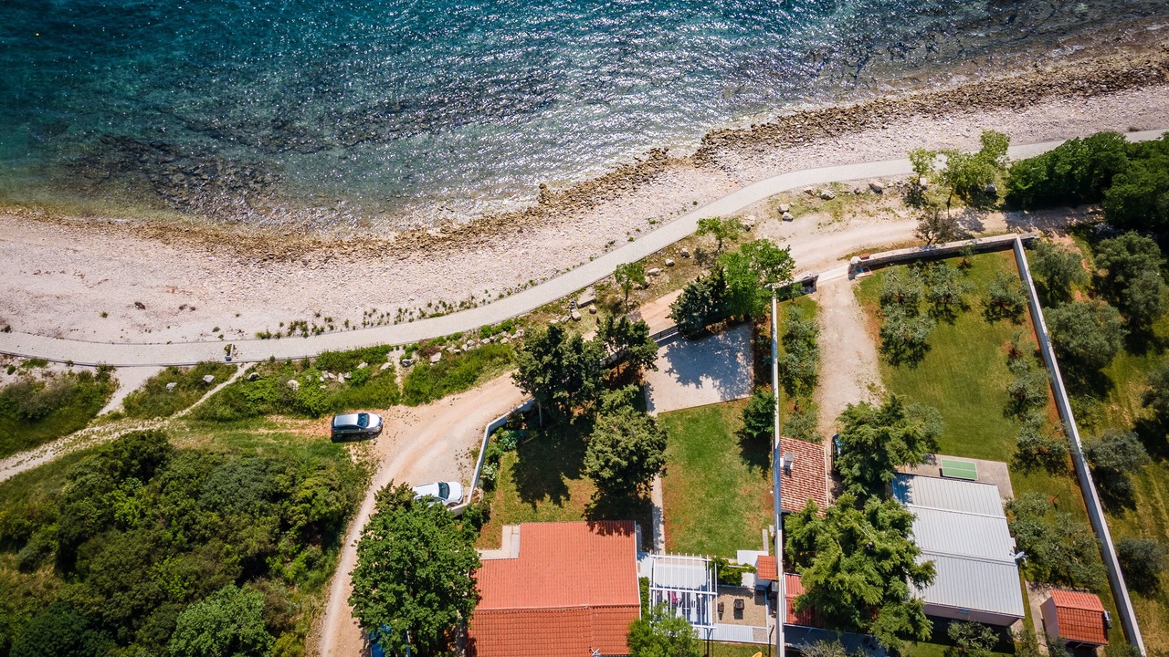 Photo of Outdoor in Peroj