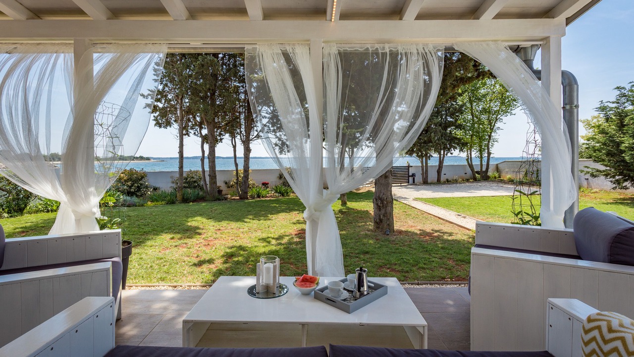 Photo of Patio Balcony in Peroj
