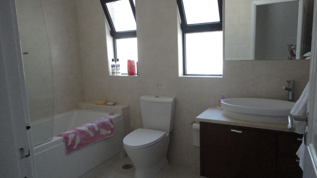 Photo of Bathroom in Fialho