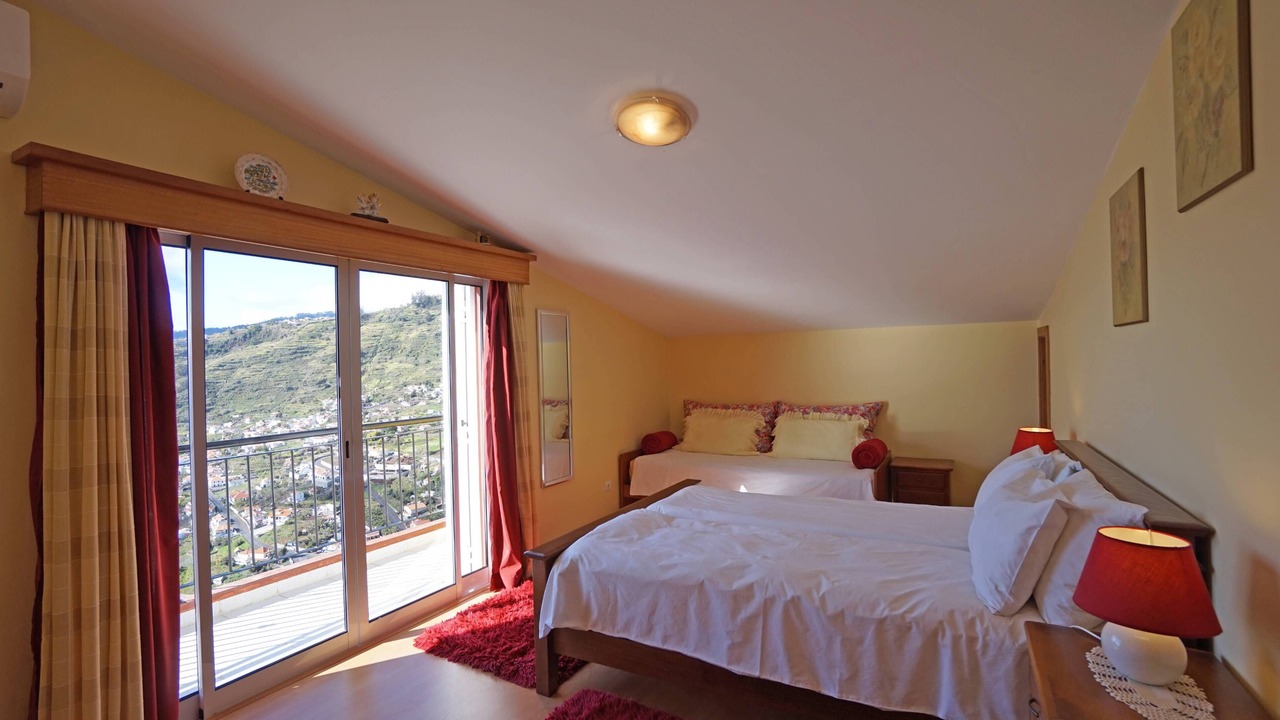 Photo of Bedroom in Calheta
