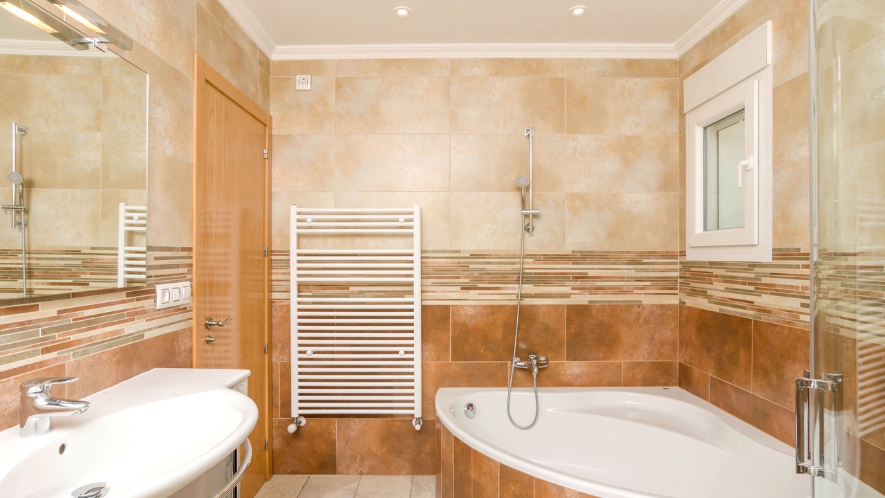 Photo of Bathroom in Benimeit