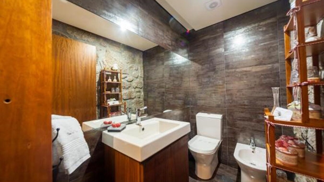 Photo of Bathroom in Barcelos