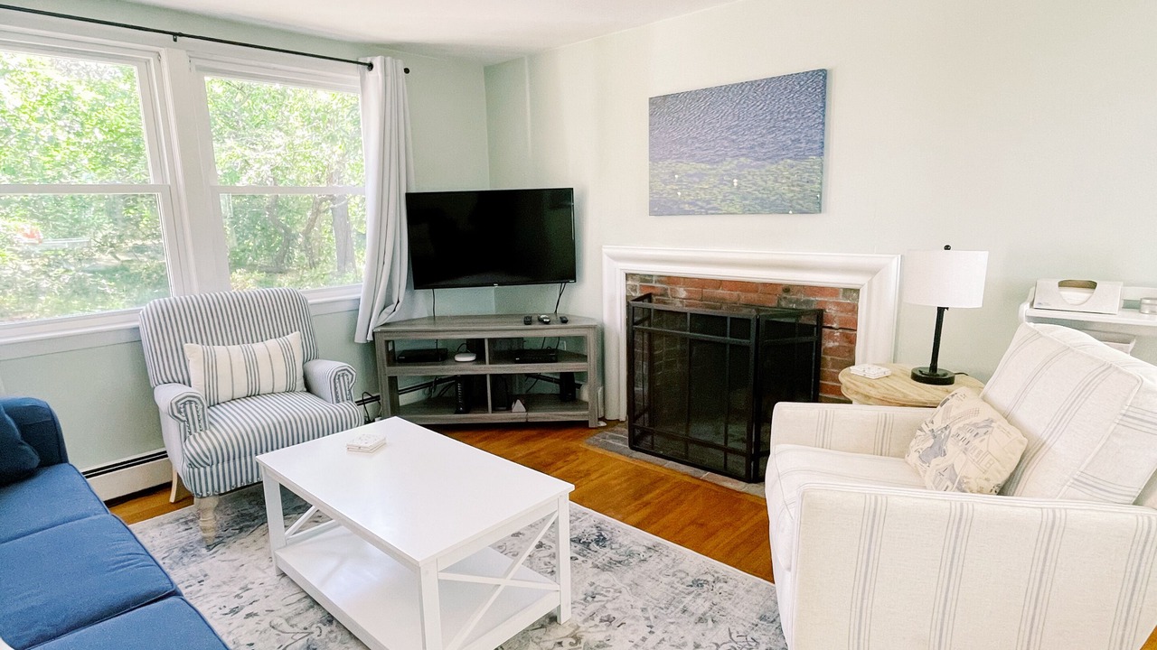 Photo of Livingroom in Eastham