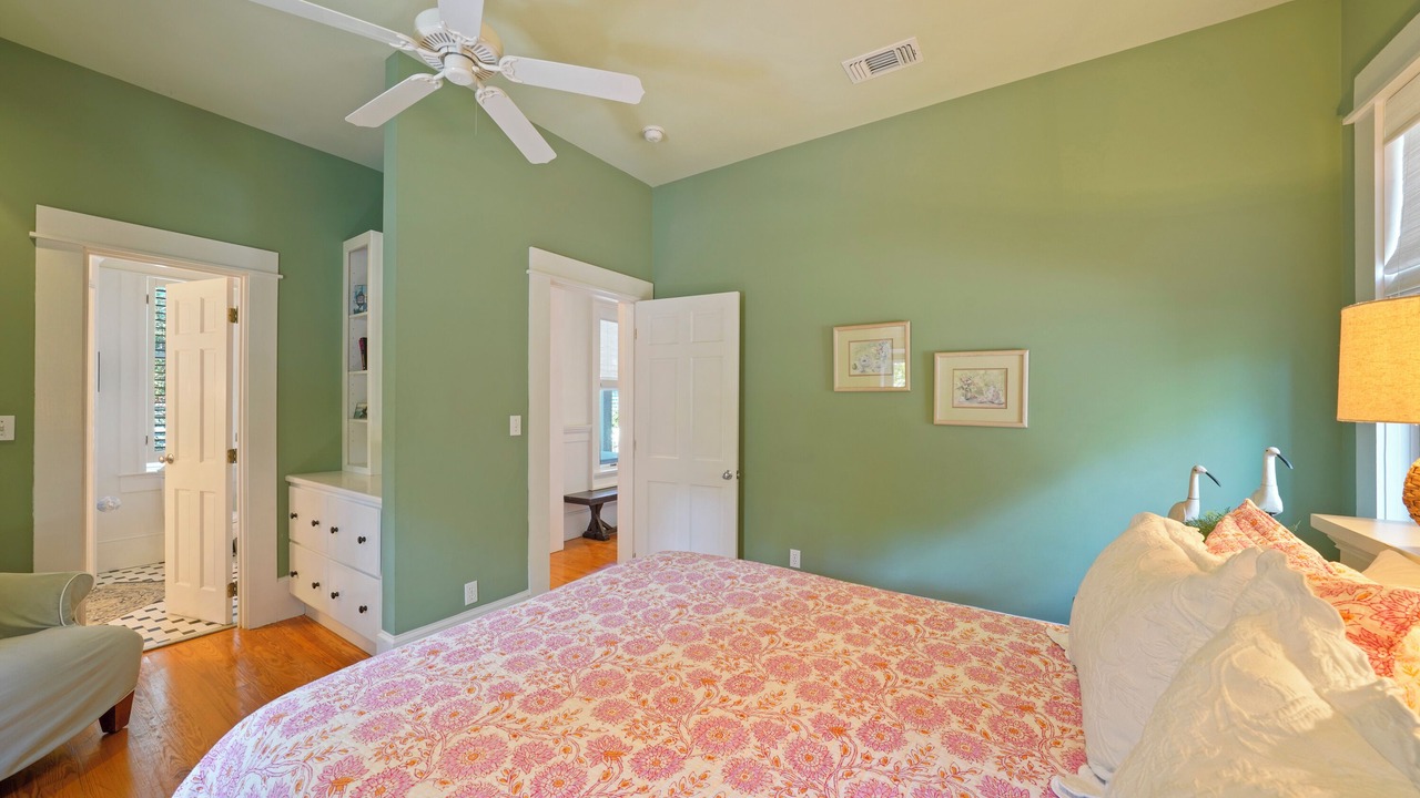Photo of Bedroom in Seaside