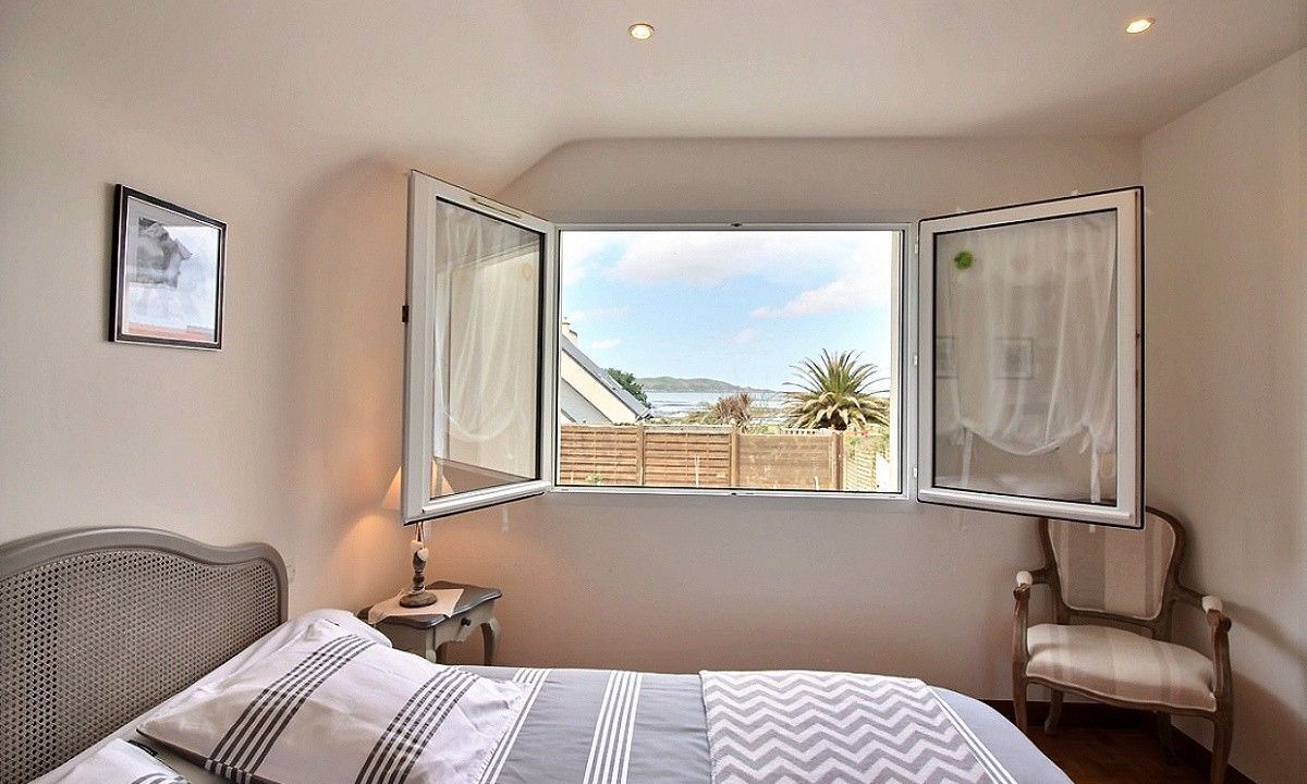 Photo of Bedroom in Trelevern