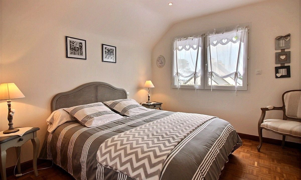 Photo of Bedroom in Trelevern