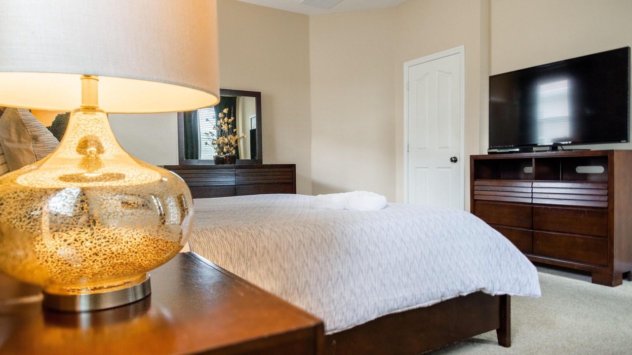 Photo of Bedroom in Crystal Cove