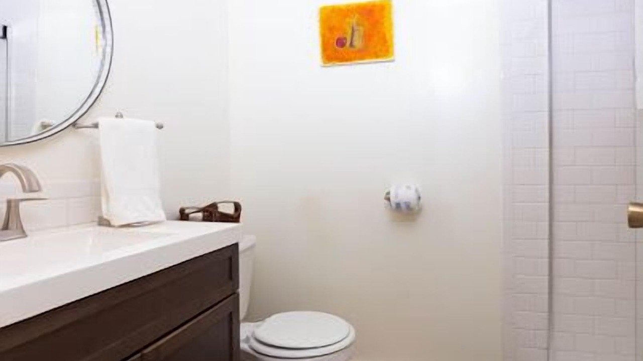 Photo of Bathroom in Naples