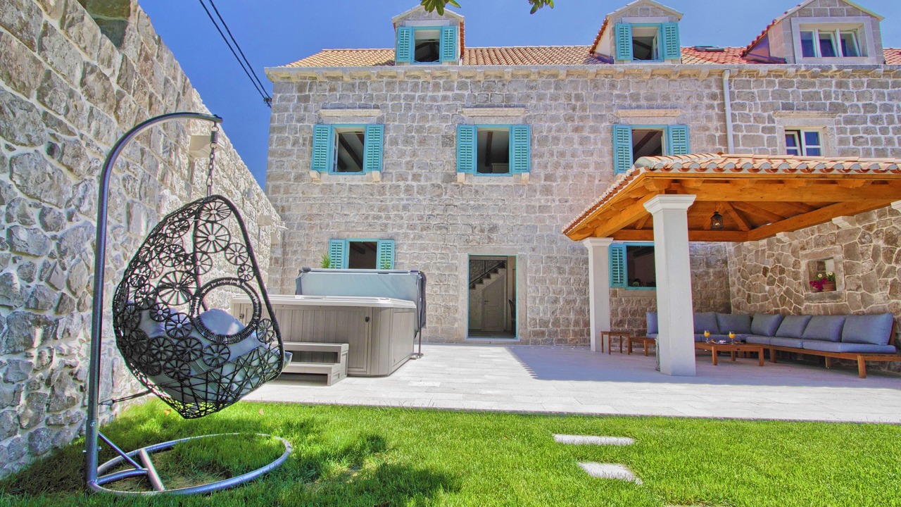 Photo of Patio Balcony in Cavtat Old Town