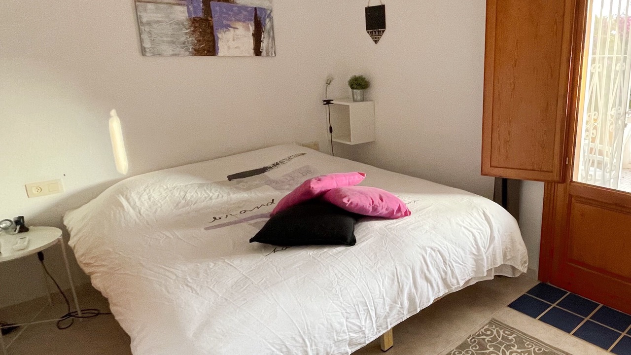Photo of Bedroom in Empedrola