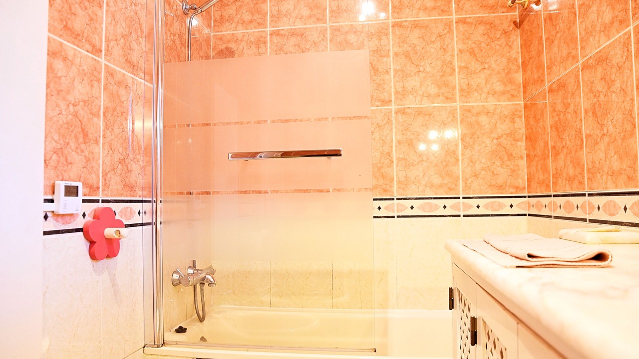 Photo of Bathroom in Praia de Faro