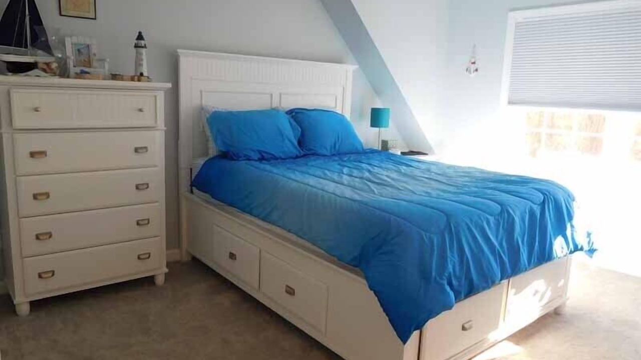 Photo of Bedroom in West Yarmouth