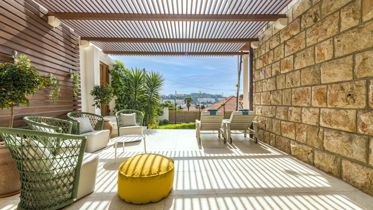 Photo of Patio Balcony in Gornji Kono