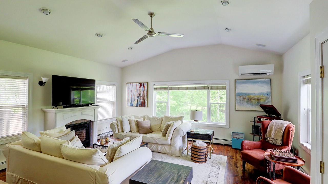Photo of Livingroom in Stone Ridge