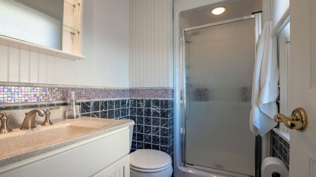 Photo of Bathroom in West Hampton Dunes
