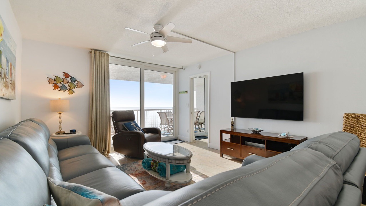 Photo of Livingroom in Madeira Beach