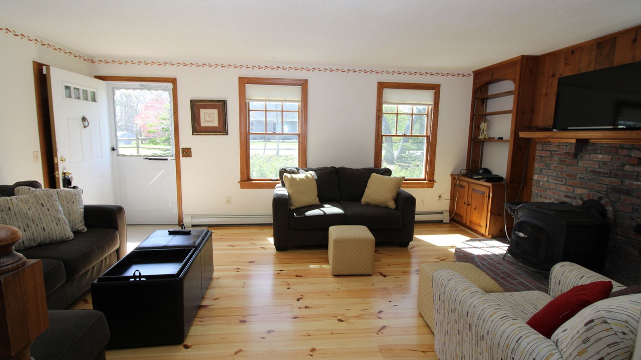 Photo of Livingroom in South Chatham