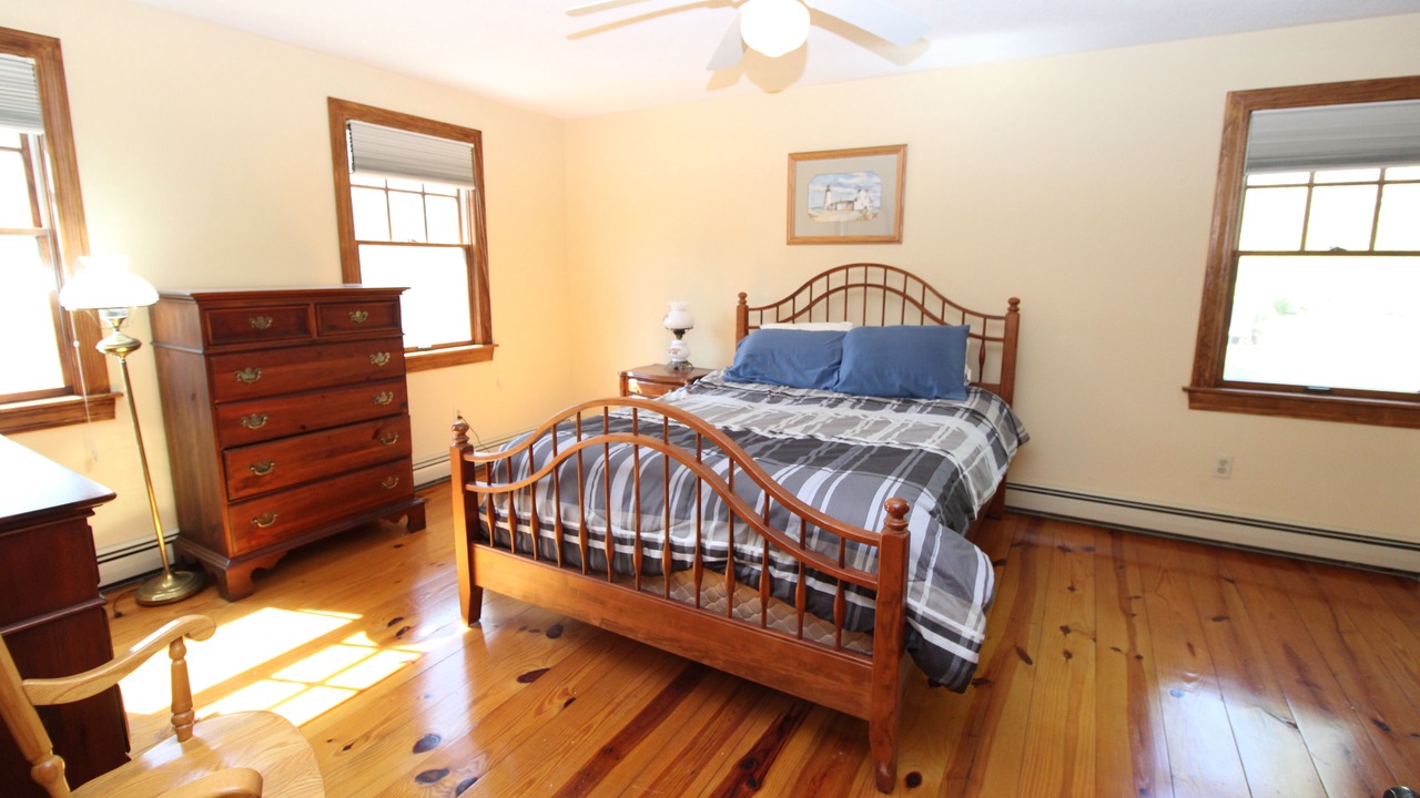 Photo of Bedroom in South Chatham