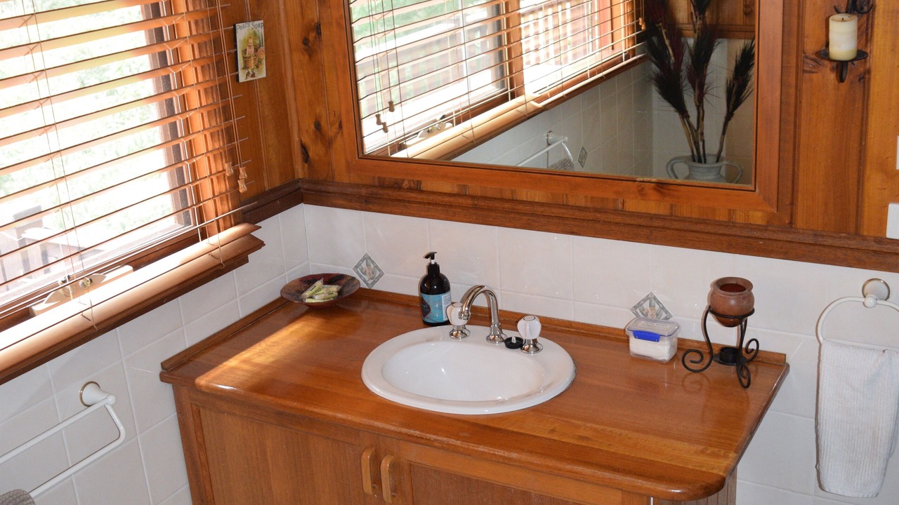 Photo of Bathroom in Leura