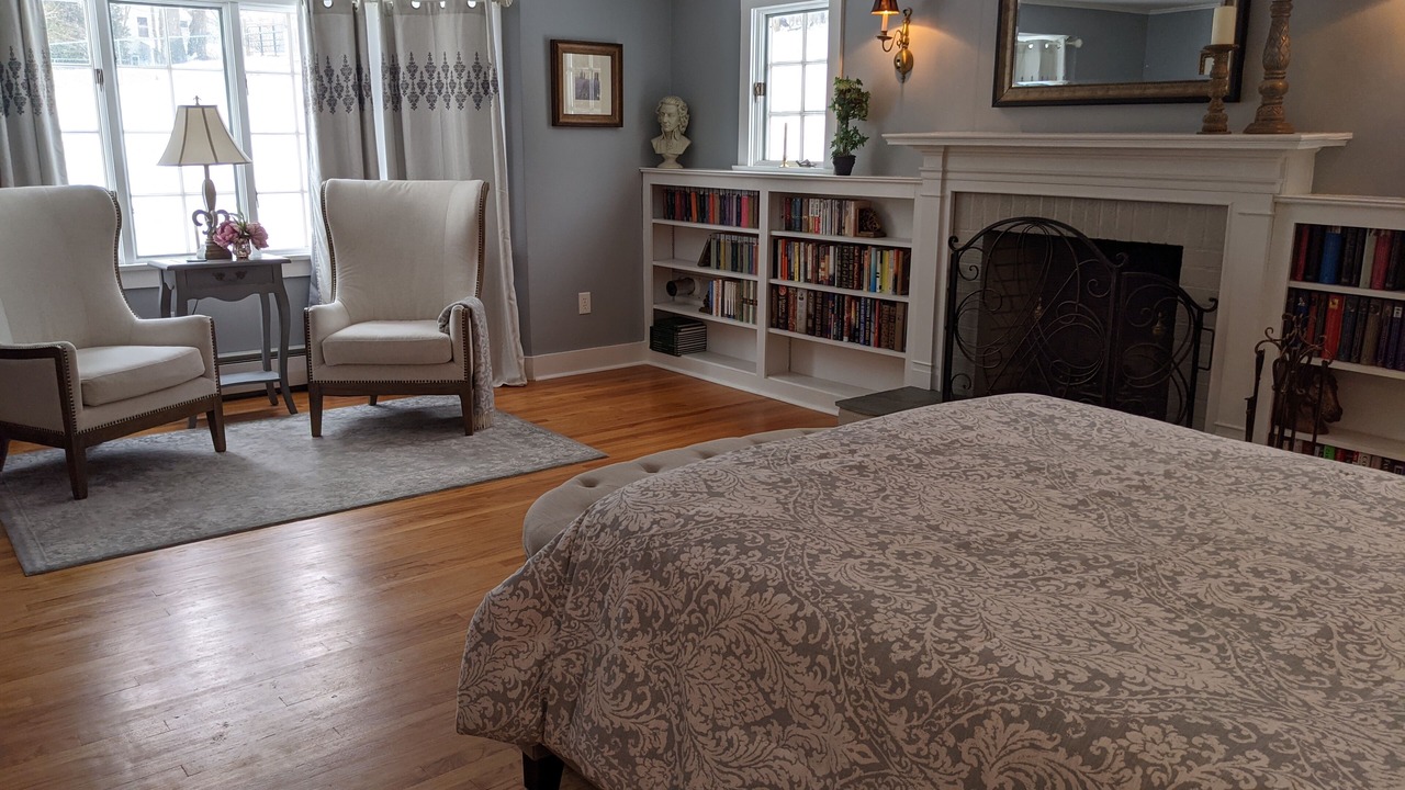 Photo of Bedroom in Lenox