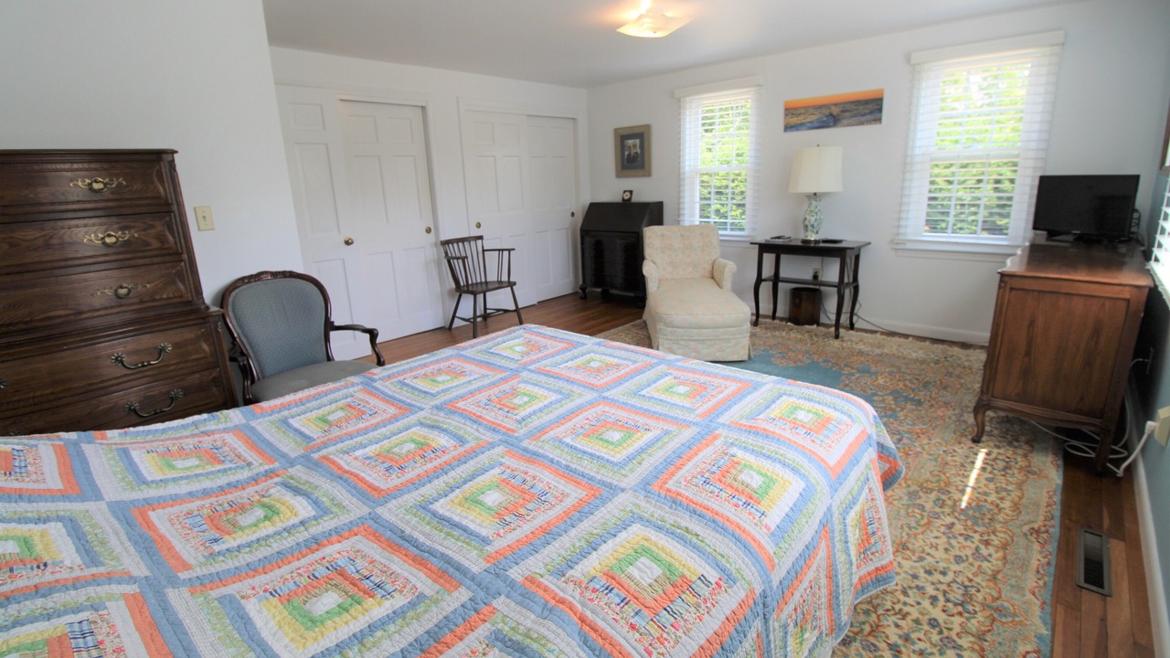 Photo of Bedroom in Orleans