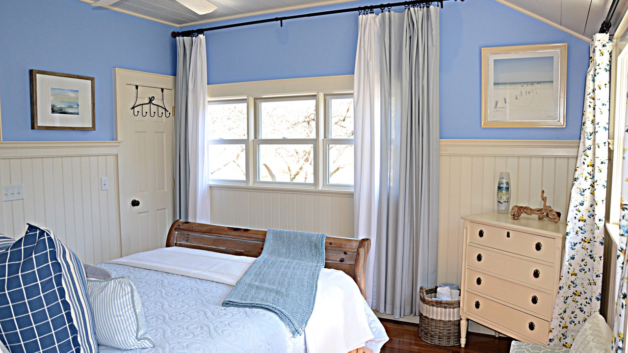 Photo of Bedroom in Yarmouth Port