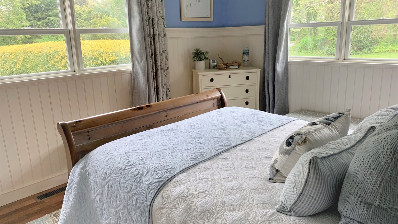 Photo of Bedroom in Yarmouth Port