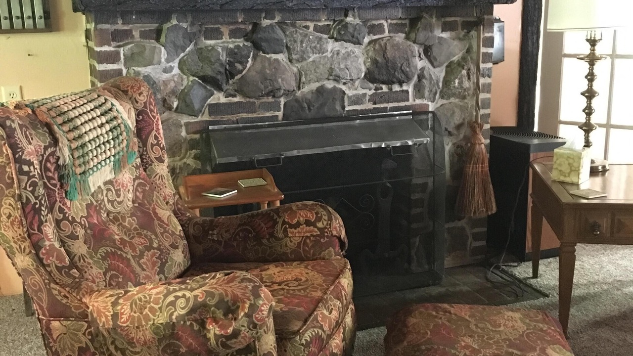 Photo of Livingroom in Lake Erie Beach