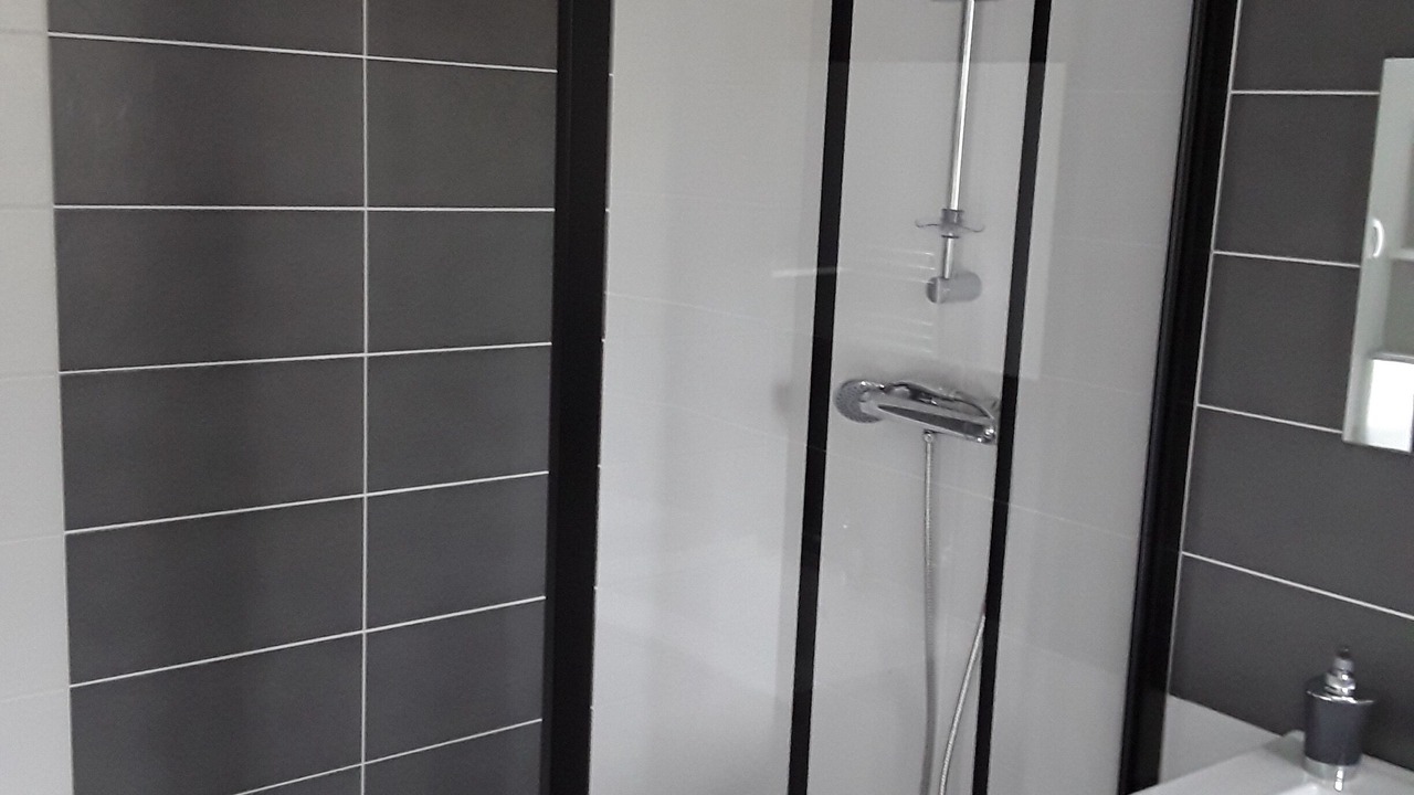 Photo of Bathroom in Penvenan