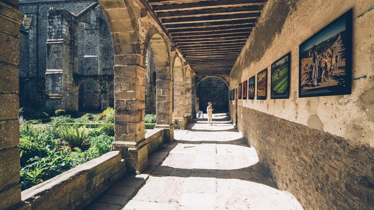 Photo of Others in Quevert