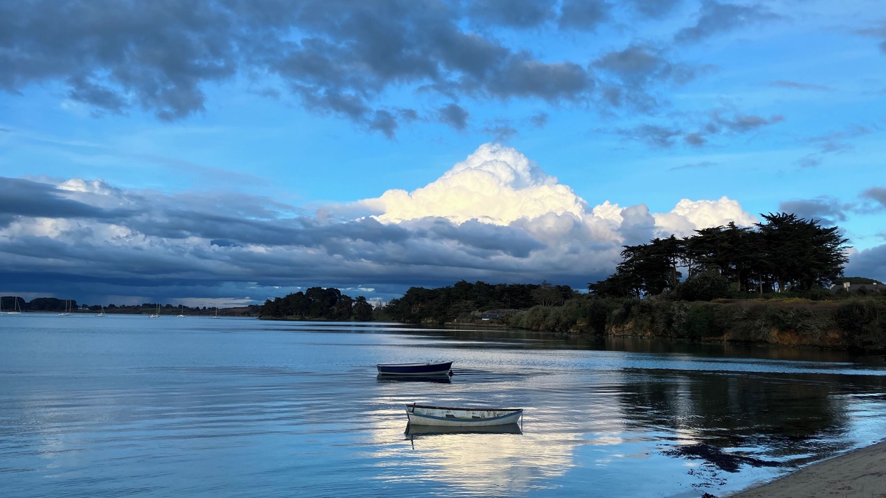 Photo of Others in Arzon