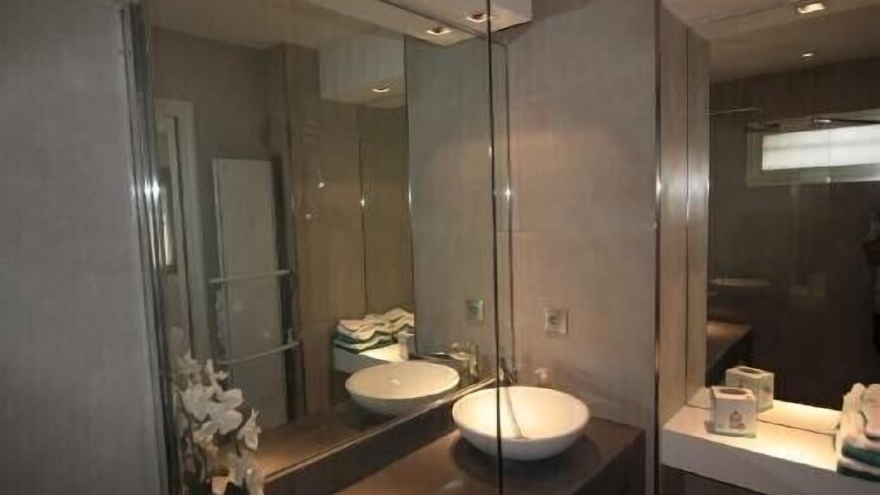 Photo of Bathroom in Saint-Laurent-du-Var