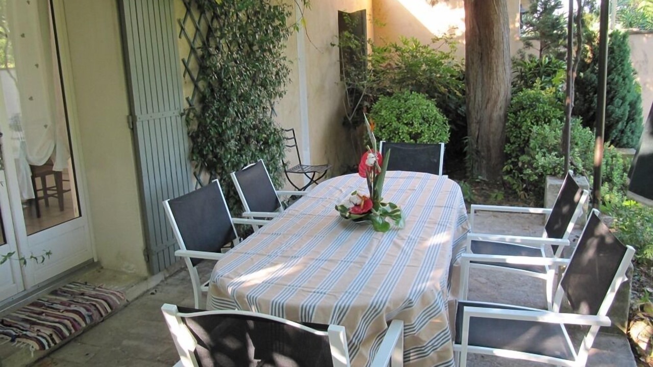 Photo of Outdoor in Lagnes