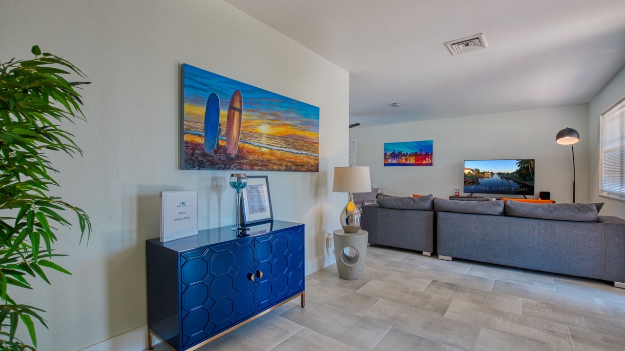 Photo of Livingroom in Caloosahatchee