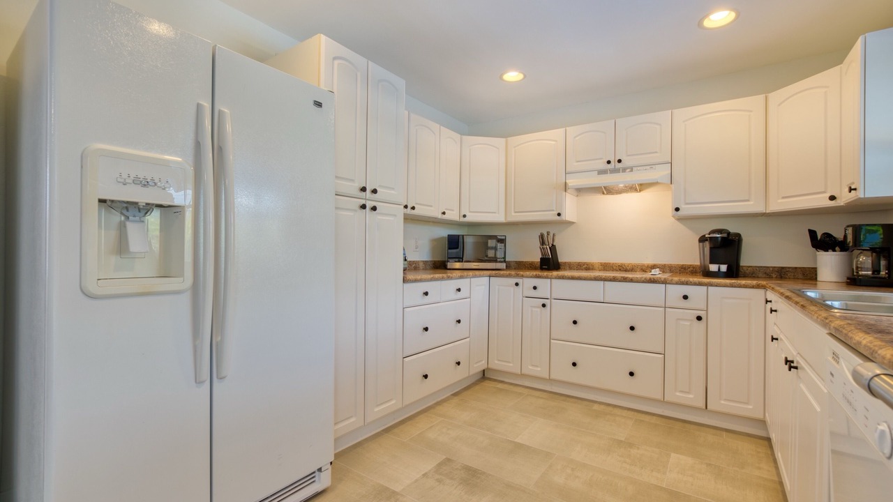 Photo of Kitchen in Caloosahatchee