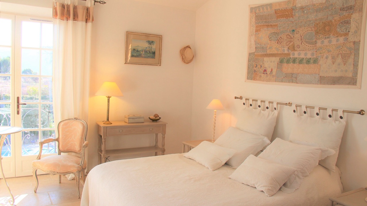 Photo of Bedroom in Lacoste