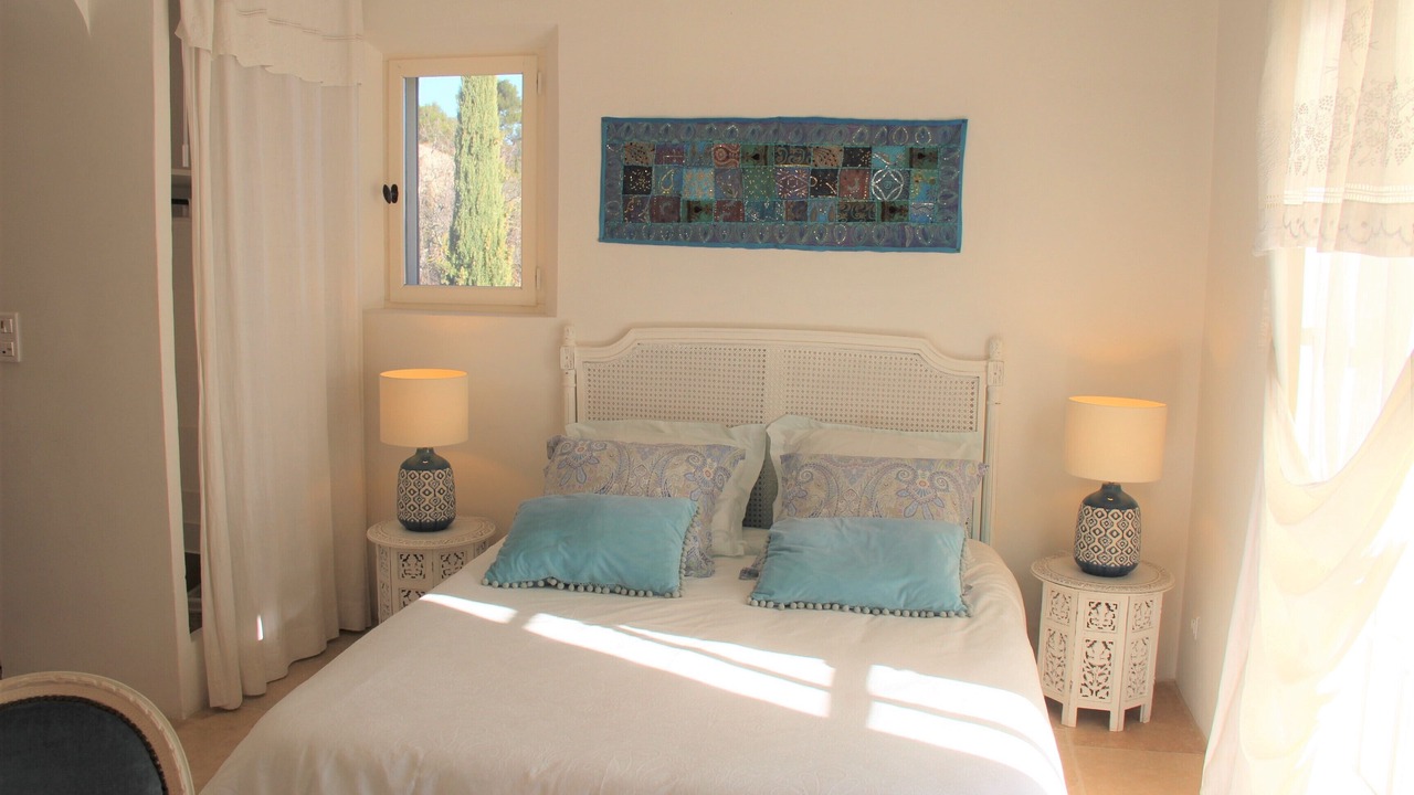 Photo of Bedroom in Lacoste